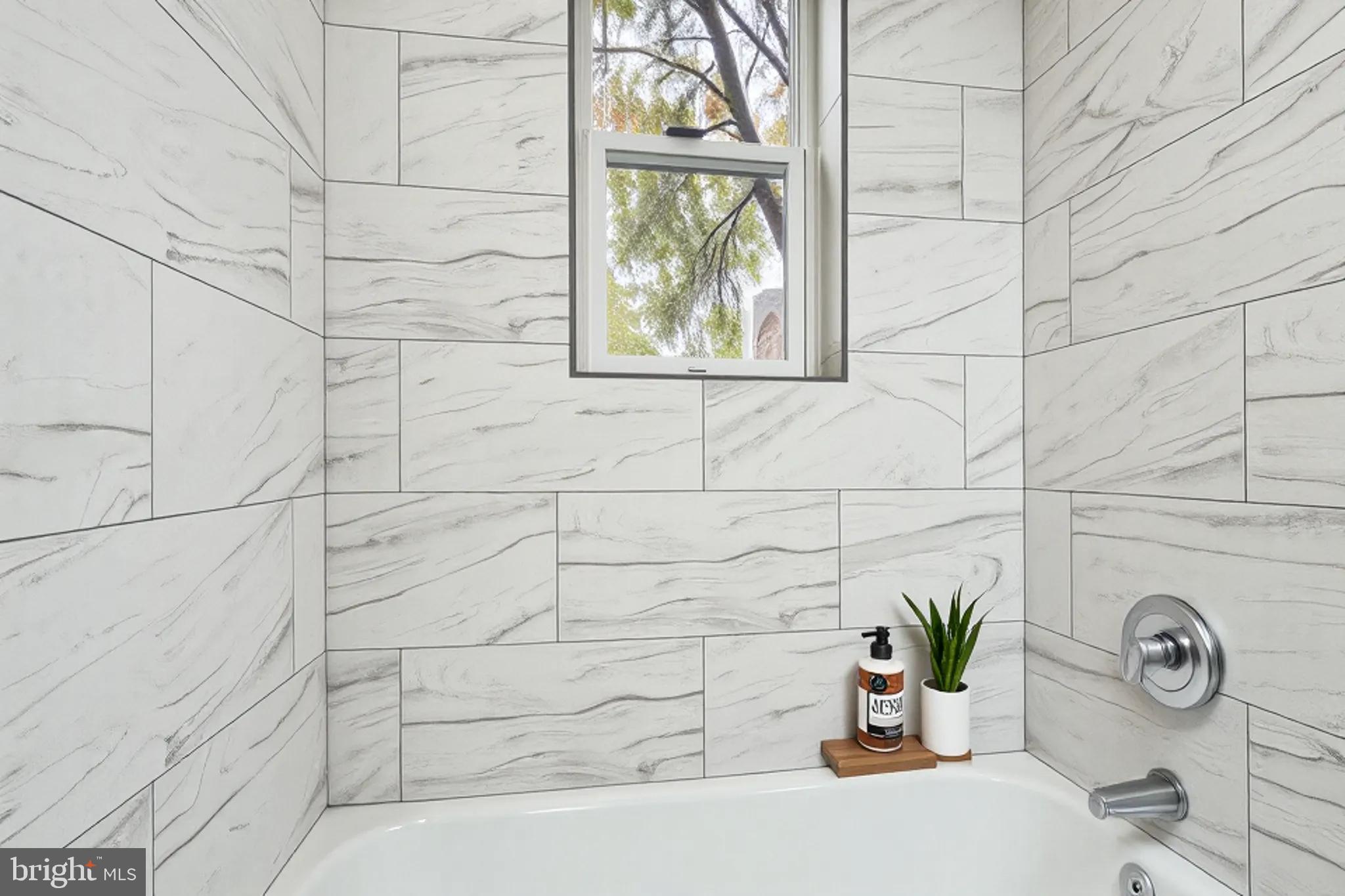 1928 ENGLEWOOD AVENUE