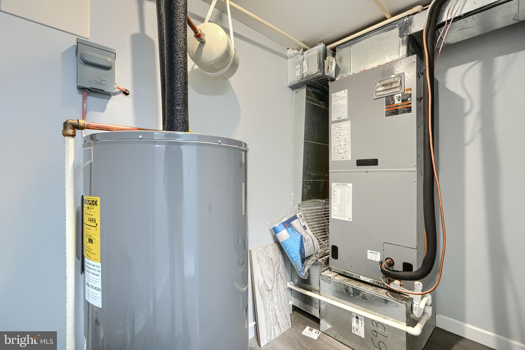 1928 ENGLEWOOD AVENUE