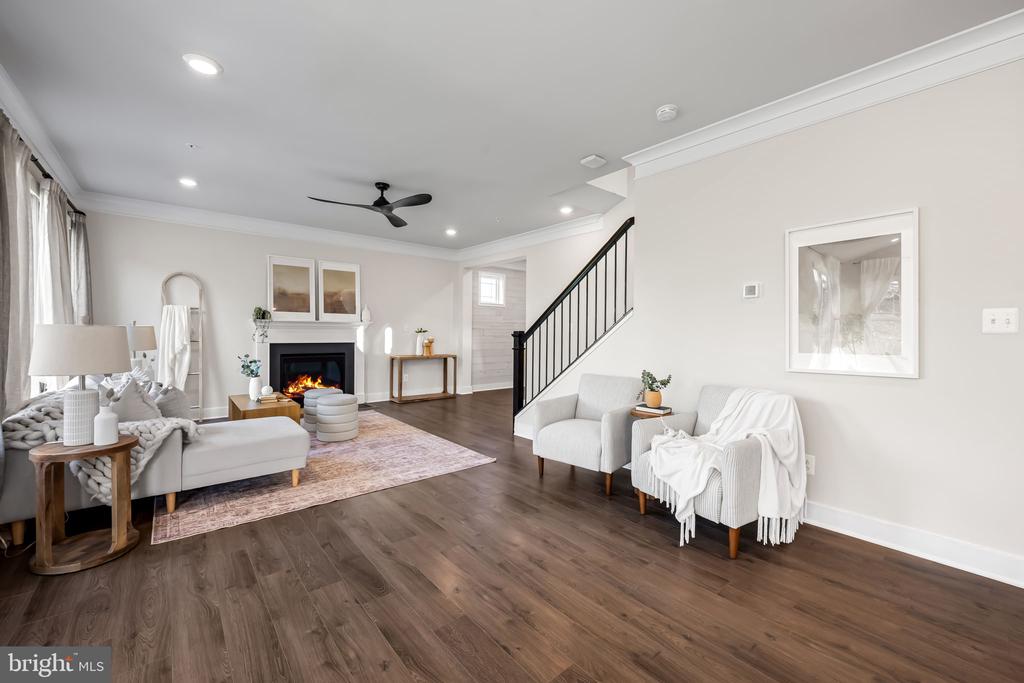 3704 KAHL FARM ROAD