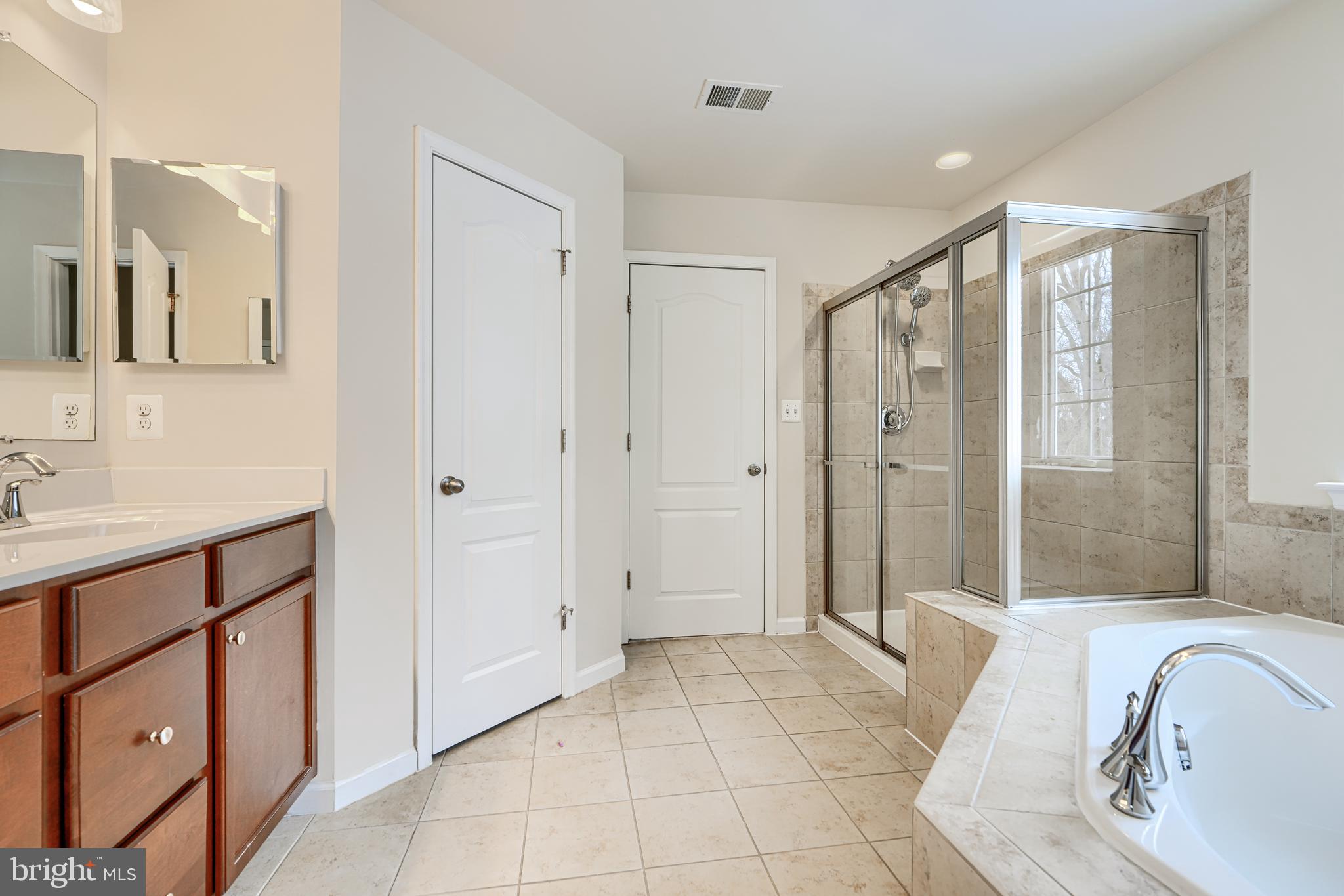 5908 GAMBRILL CIRCLE