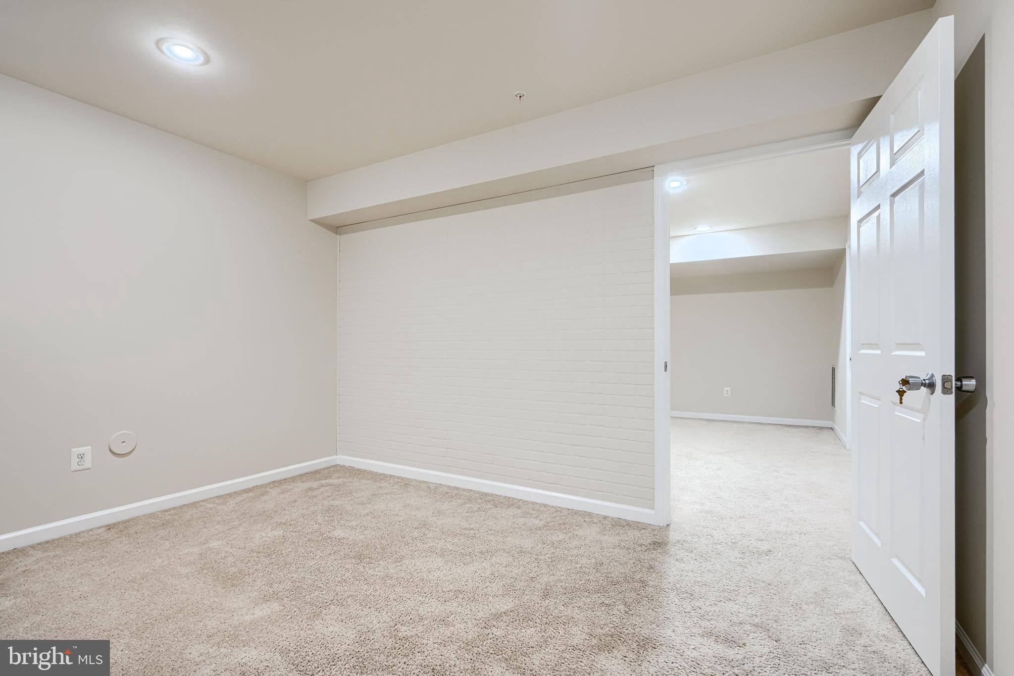 5908 GAMBRILL CIRCLE