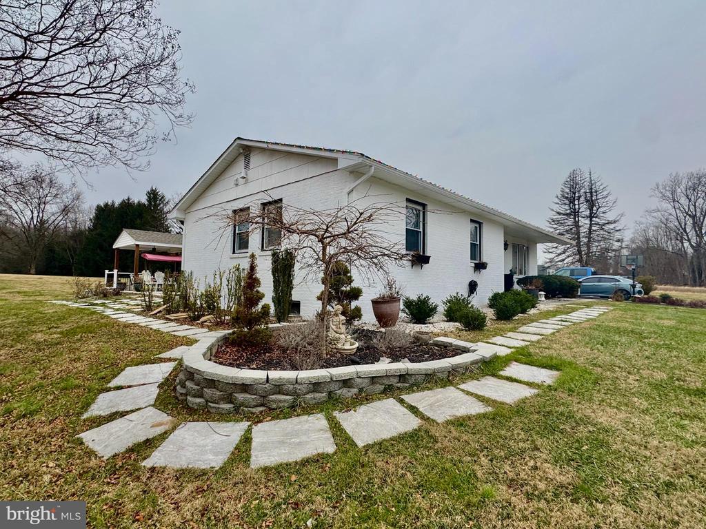 7397 NEW CUT ROAD