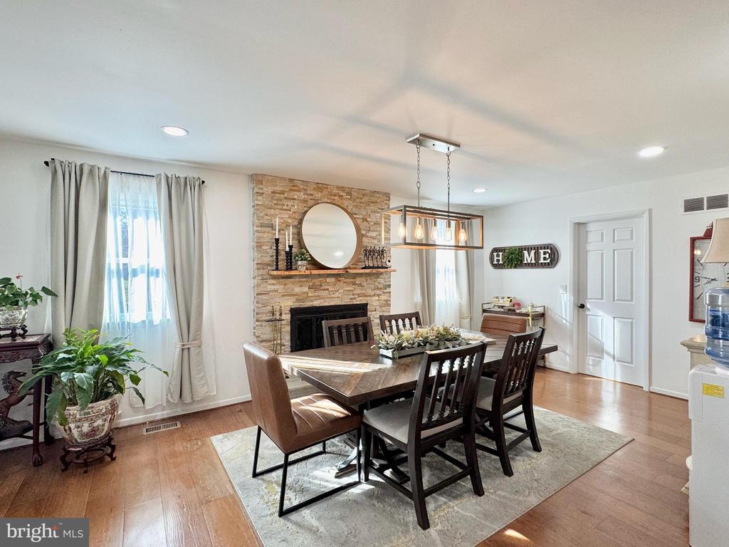 7397 NEW CUT ROAD