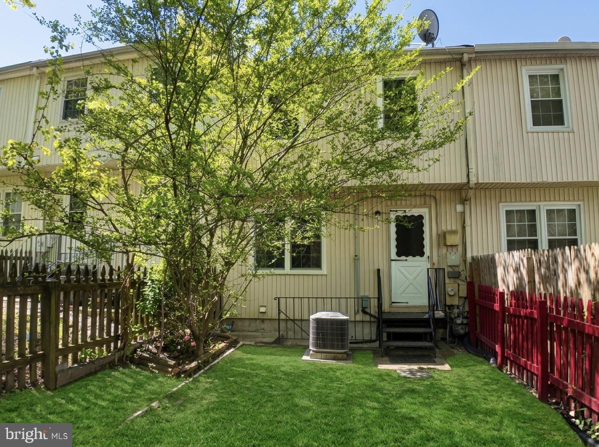 16 SLAVIN COURT 4H