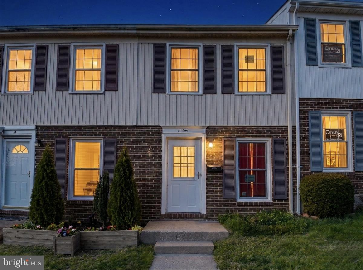16 SLAVIN COURT 4H