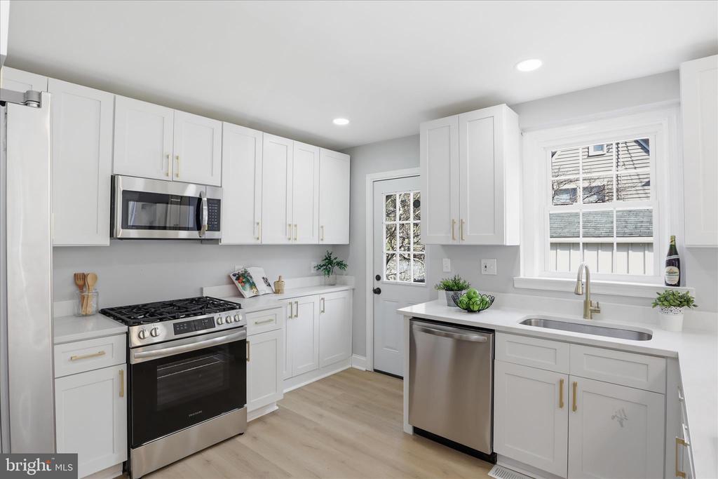 608 MARWOOD ROAD