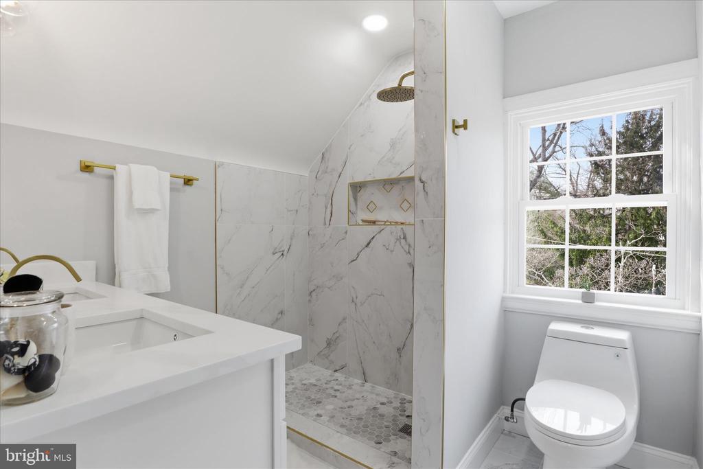608 MARWOOD ROAD