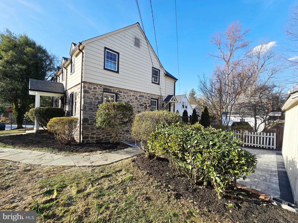 608 MARWOOD ROAD