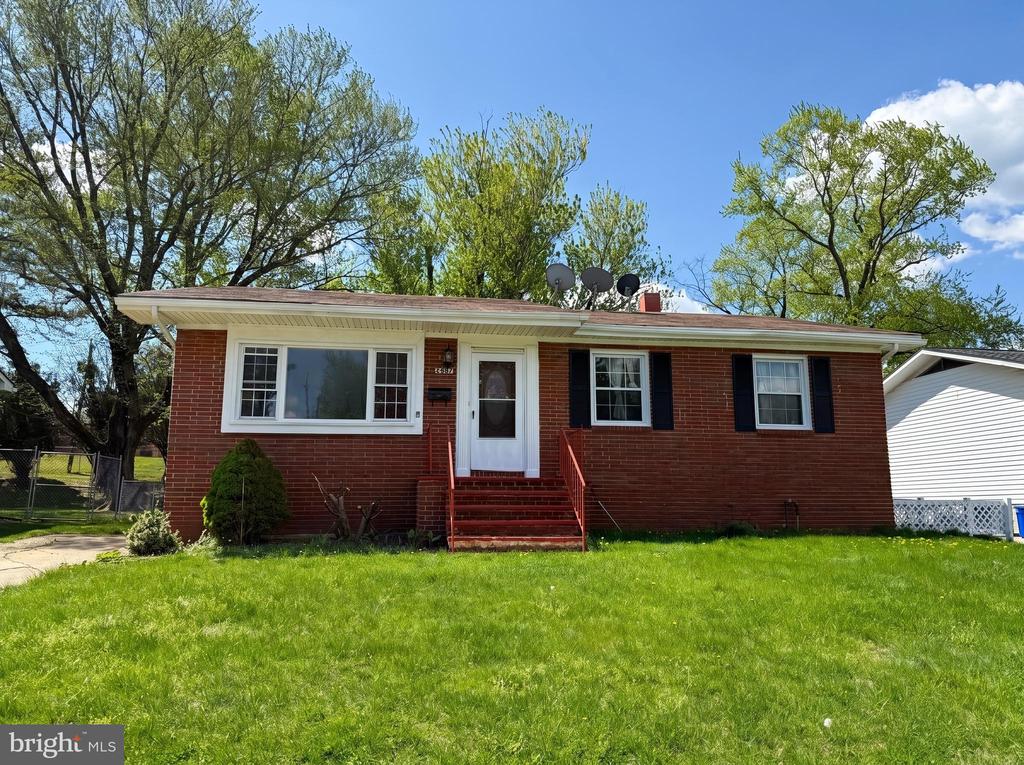 8907 MAPLEBROOK ROAD