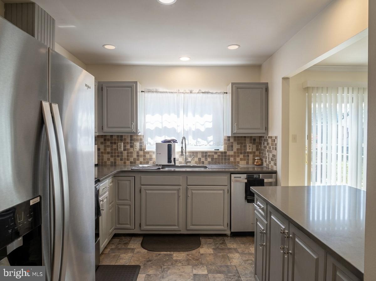 9311 HINES ESTATES DRIVE