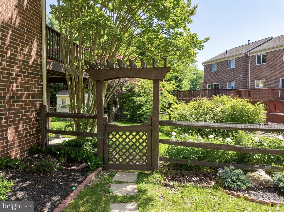 9311 HINES ESTATES DRIVE