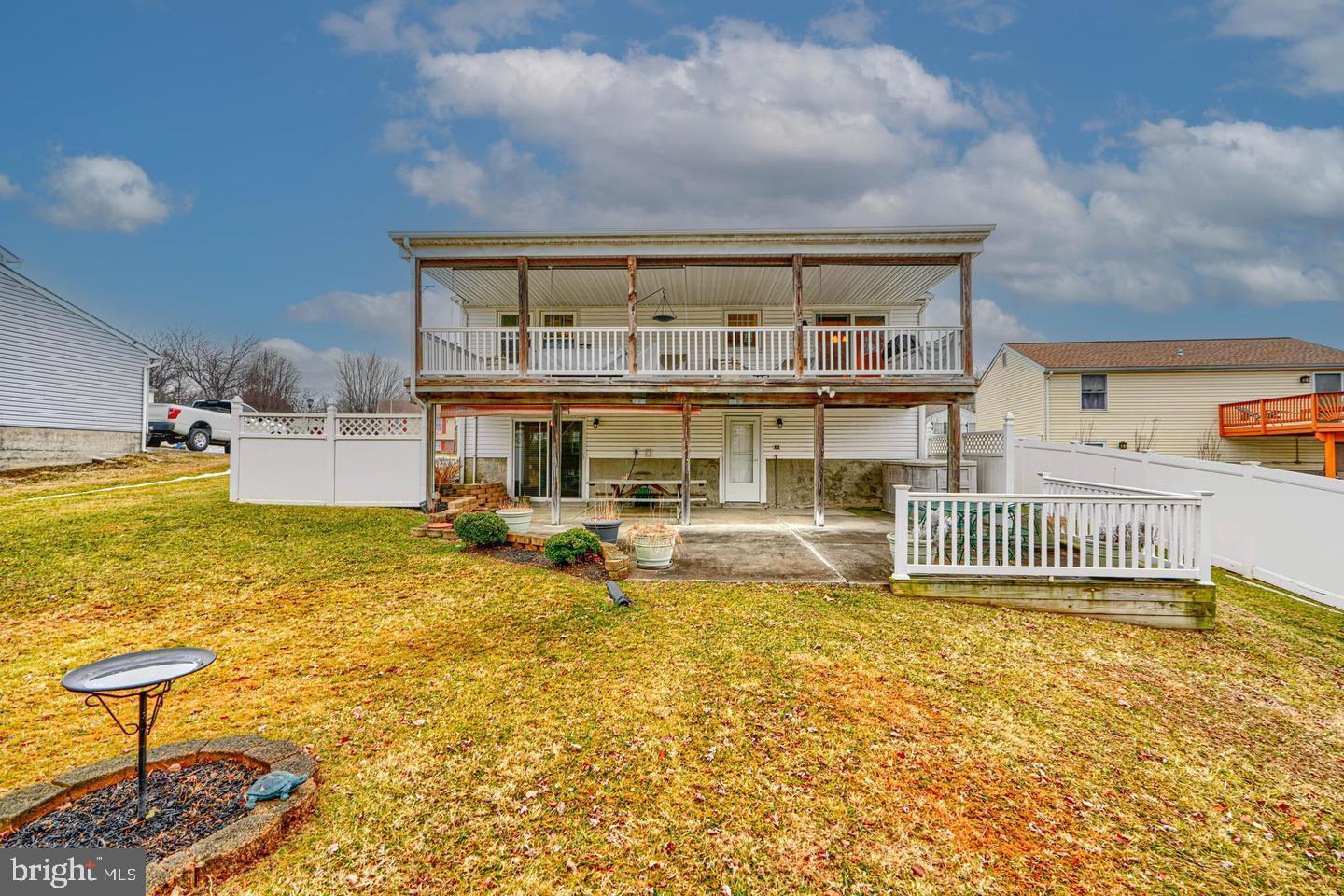 8908 GOLDEN TREE LANE