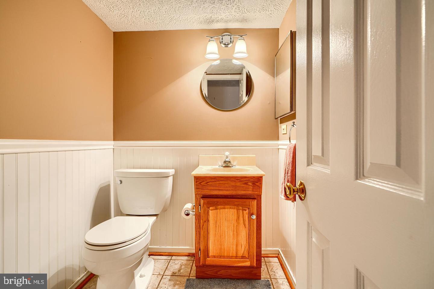 8908 GOLDEN TREE LANE