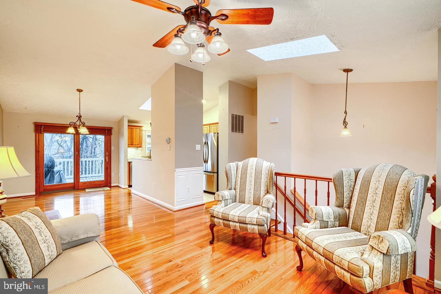 8908 GOLDEN TREE LANE