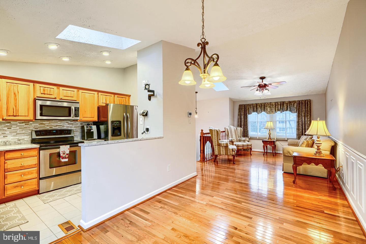 8908 GOLDEN TREE LANE