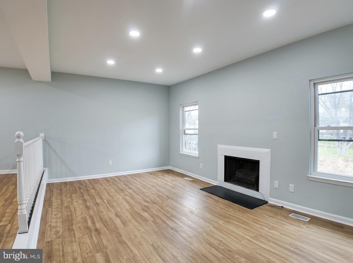 21 NEVES COURT