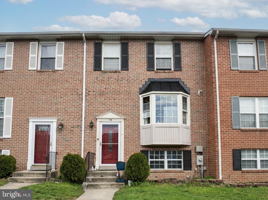 16 POWHURST COURT