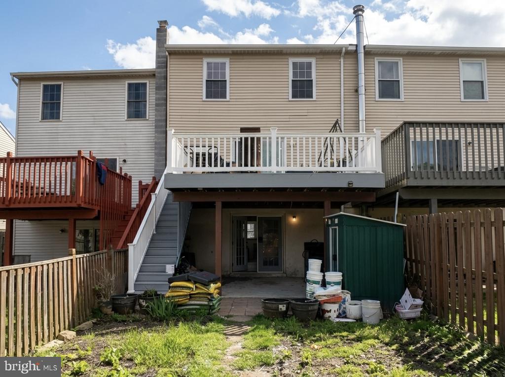 16 POWHURST COURT