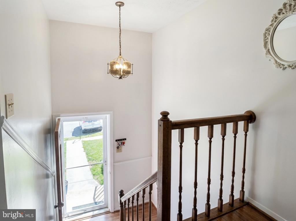 16 POWHURST COURT