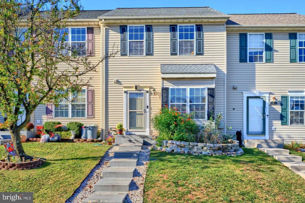5 BELLHURST WAY