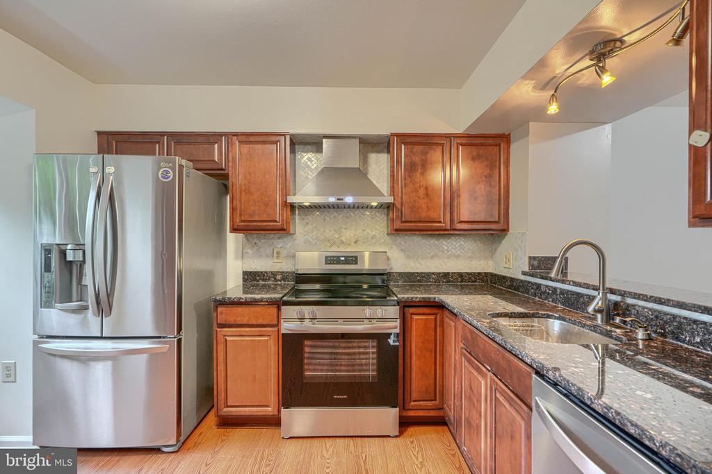 3023 N BRANCH LANE