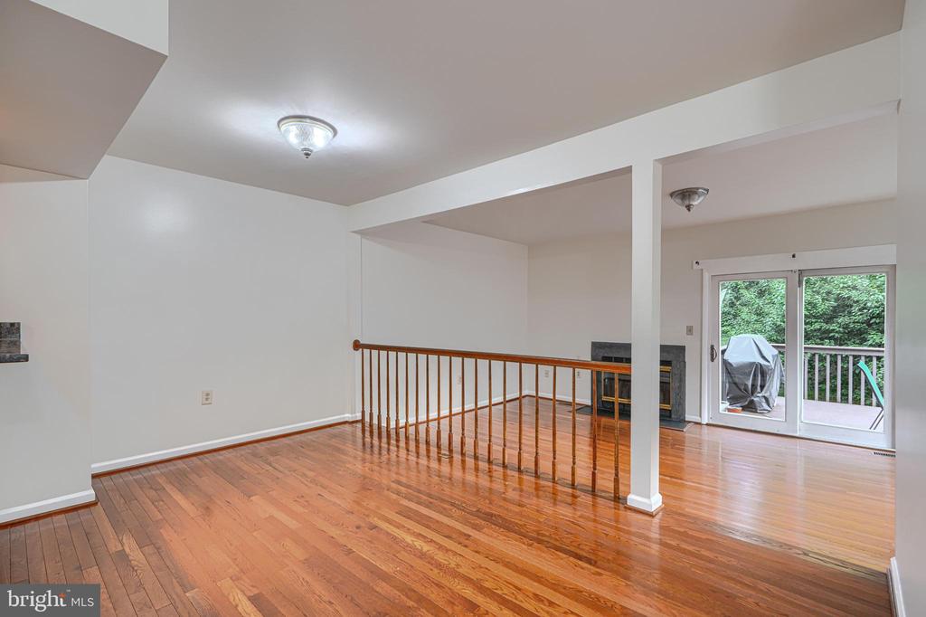 3023 N BRANCH LANE