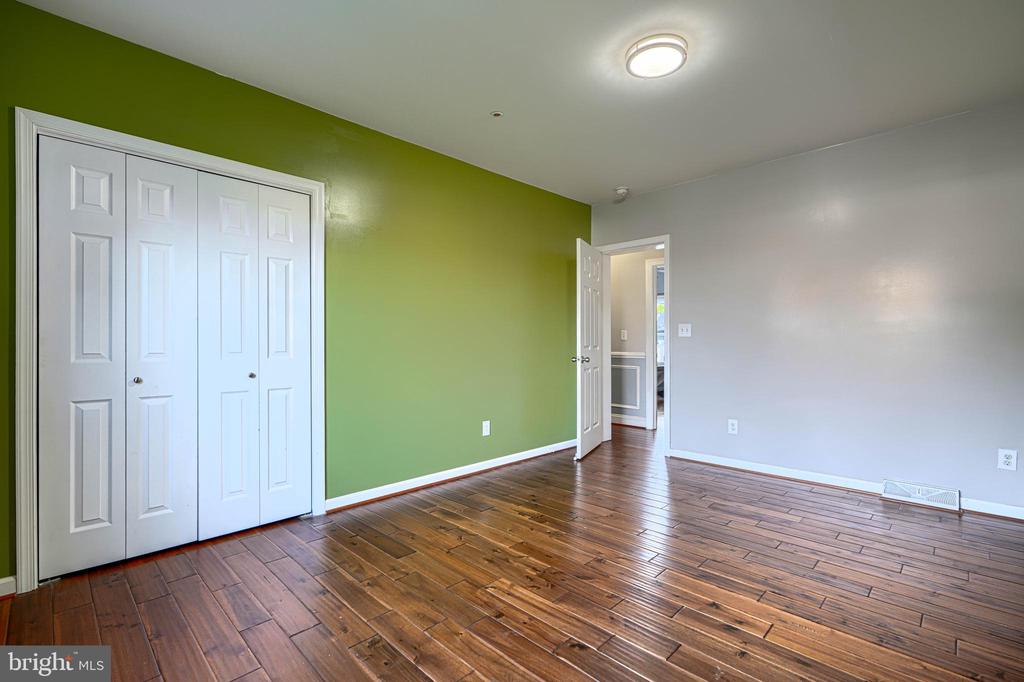 516 LAFAYETTE AVENUE