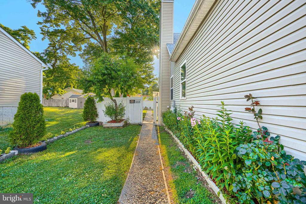 516 LAFAYETTE AVENUE