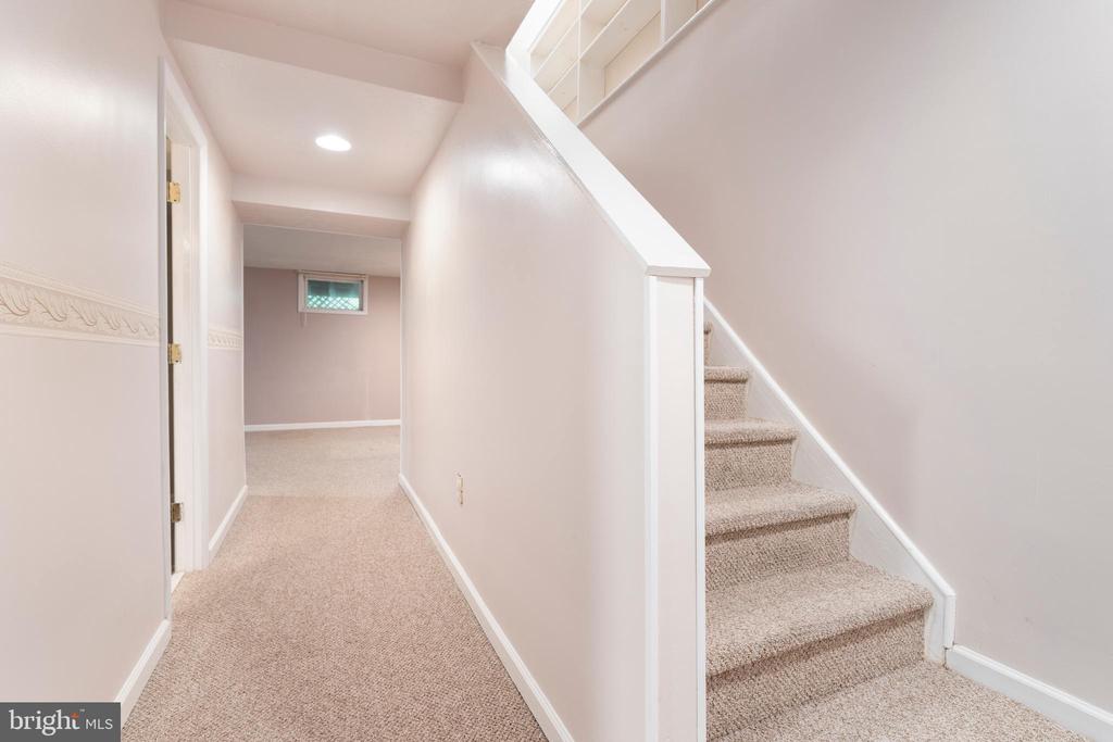 26 HEAVRIN CT.
