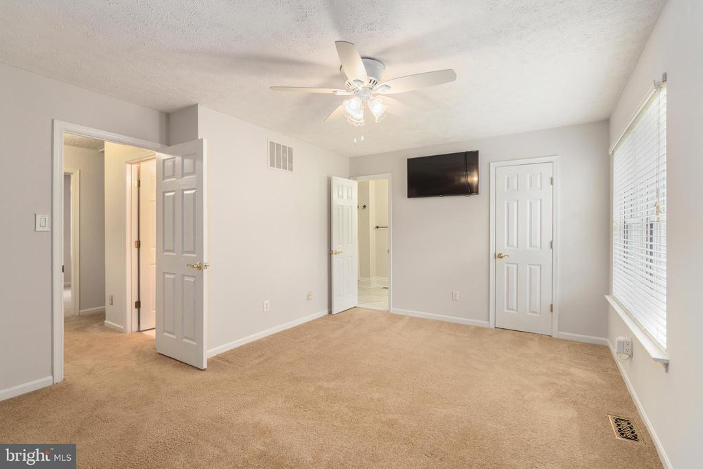 26 HEAVRIN CT.