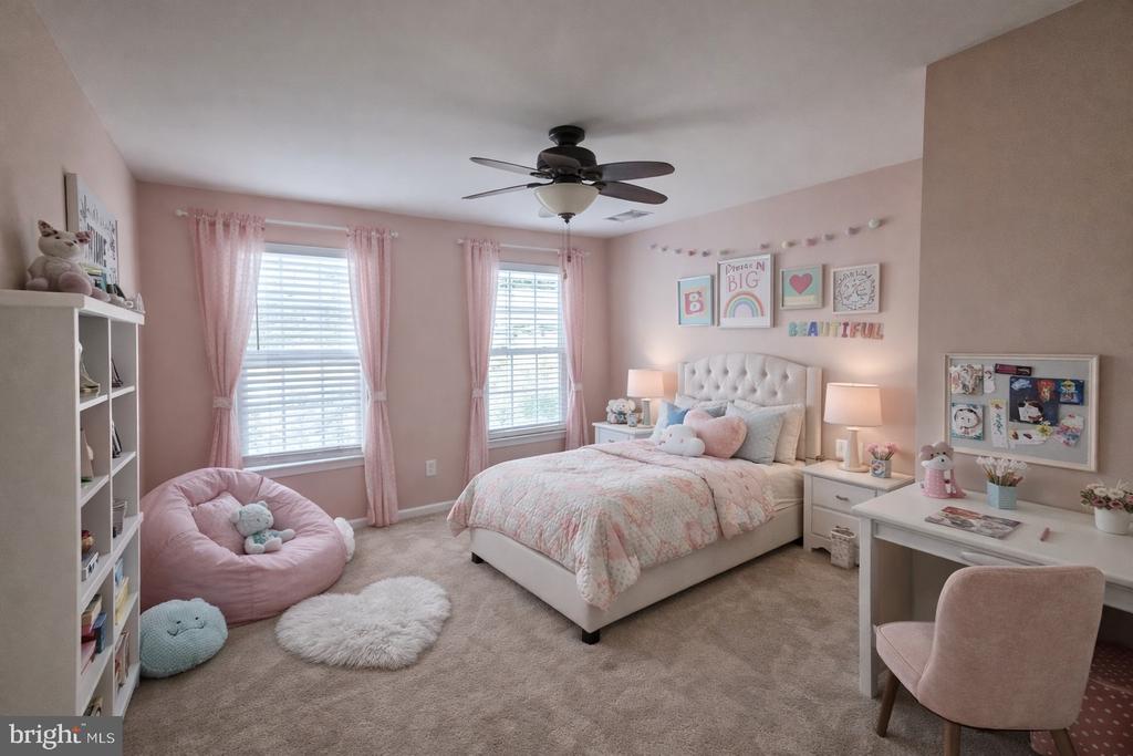 5111 HONEYBROOK WAY