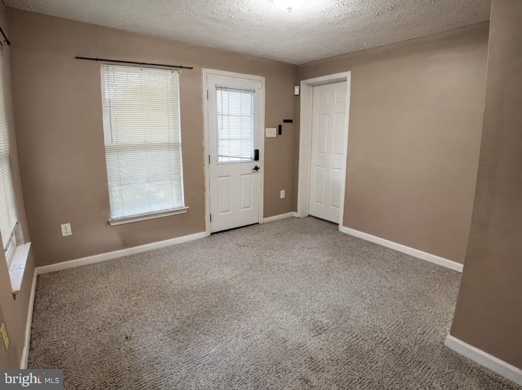 9746 HARVESTER CIRCLE Unit: 9746