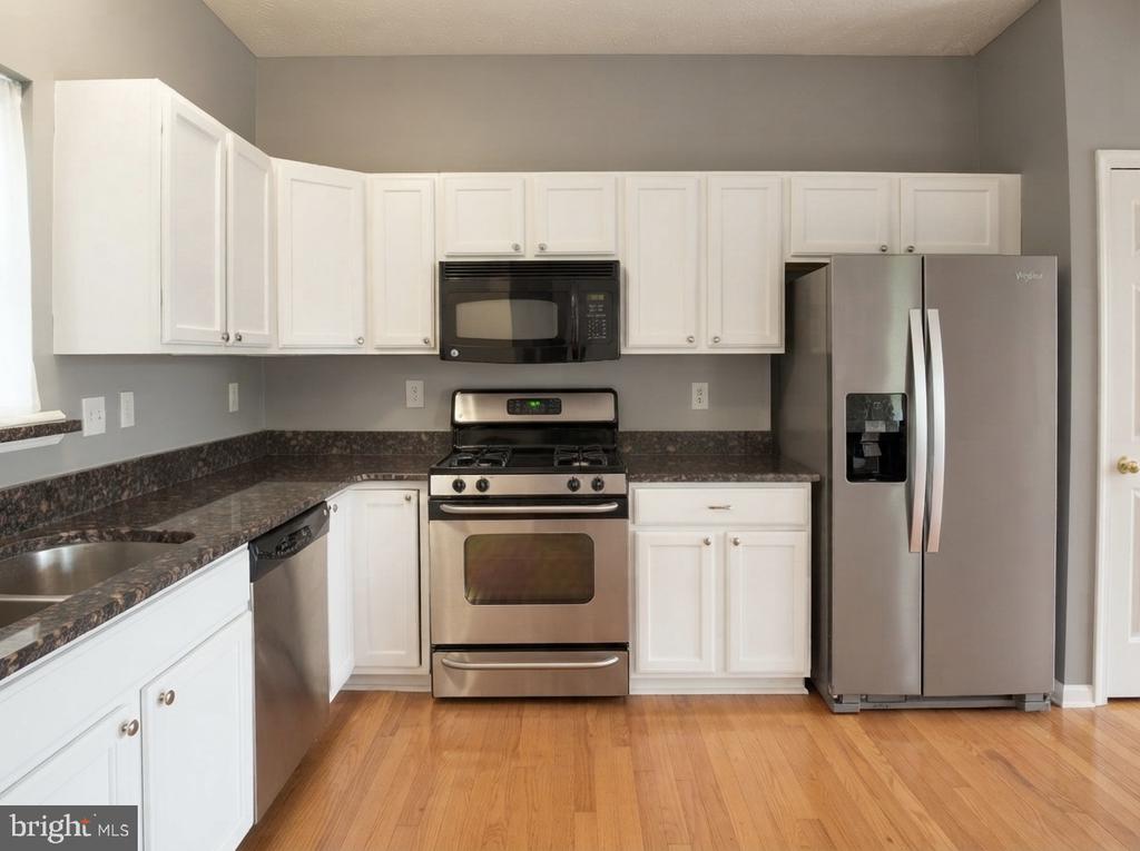9746 HARVESTER CIRCLE Unit: 9746