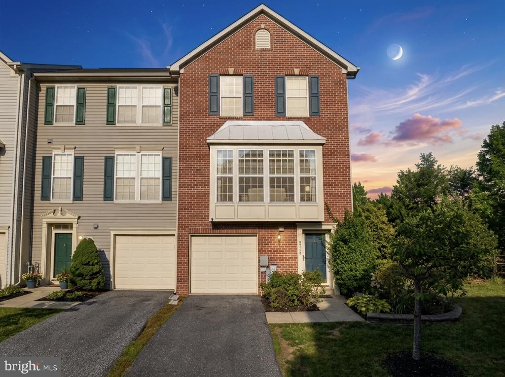 9746 HARVESTER CIRCLE Unit: 9746