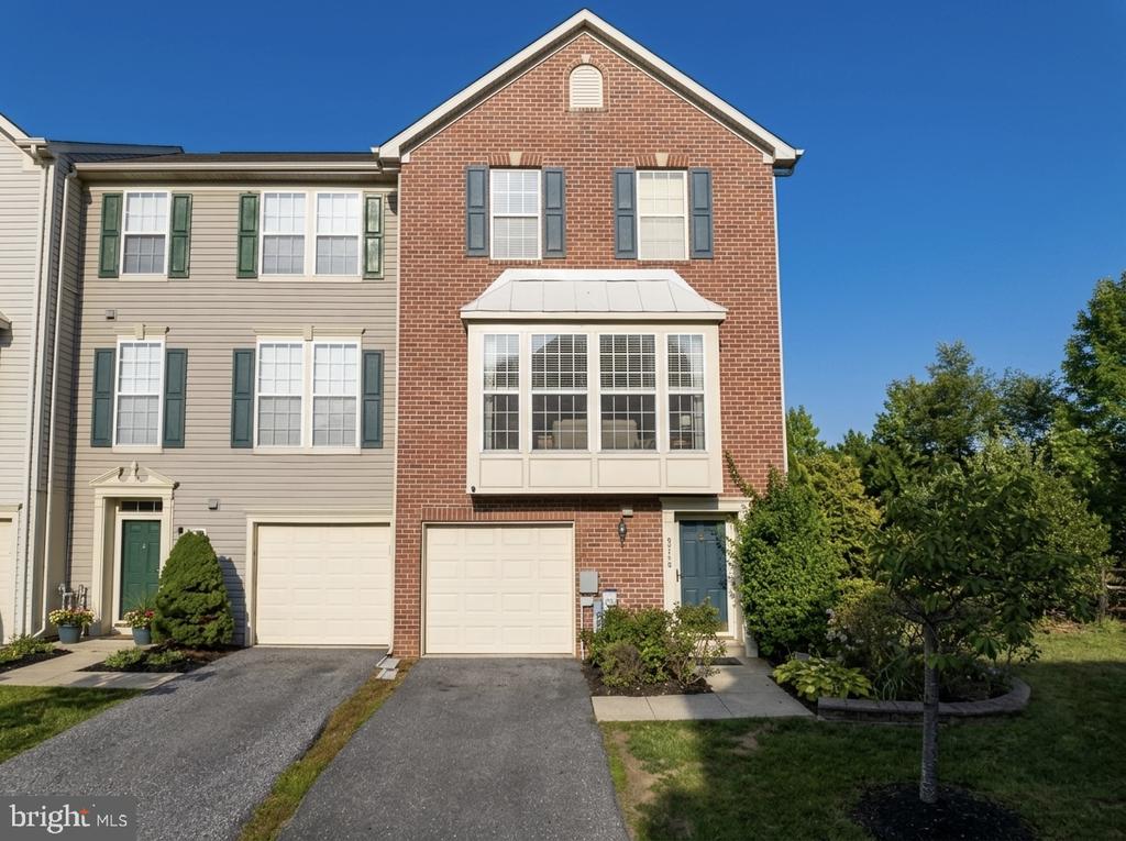 9746 HARVESTER CIRCLE Unit: 9746