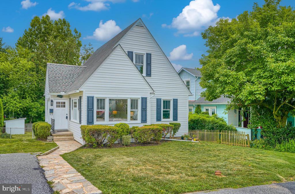 6505 BEECHWOOD ROAD