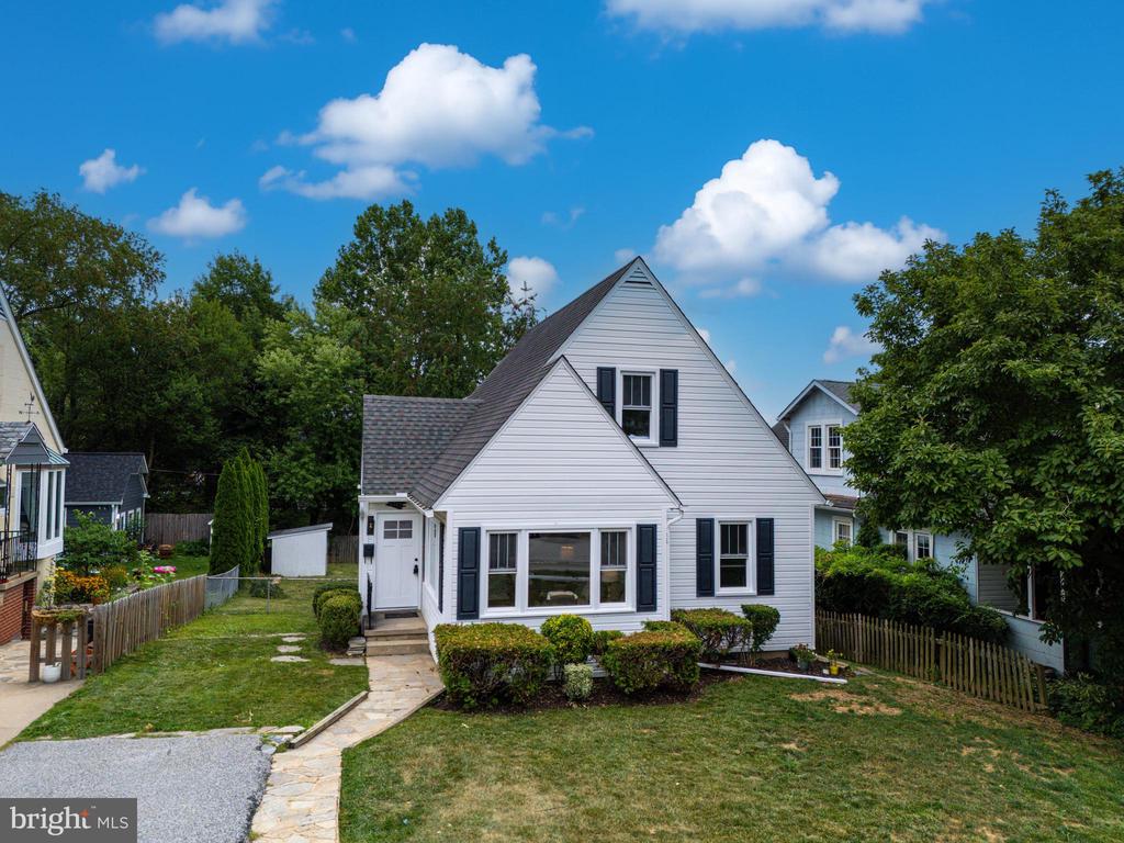 6505 BEECHWOOD ROAD