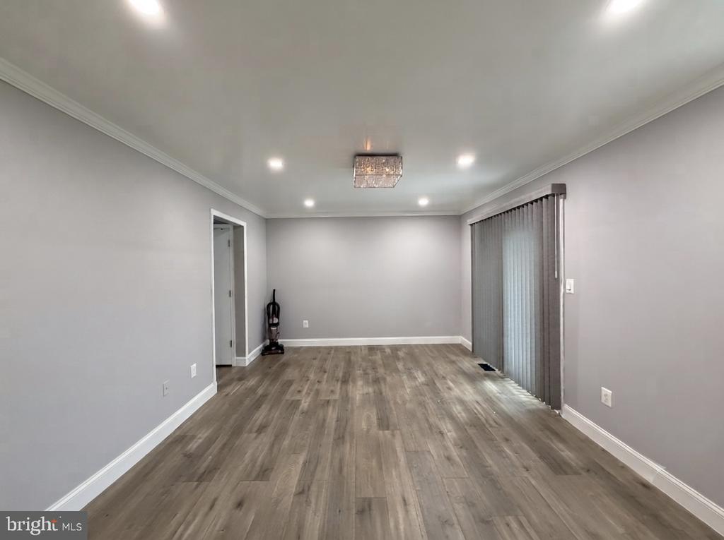 258 GREEN FERN WAY