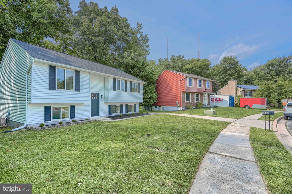 3906 TEVIS CIRCLE