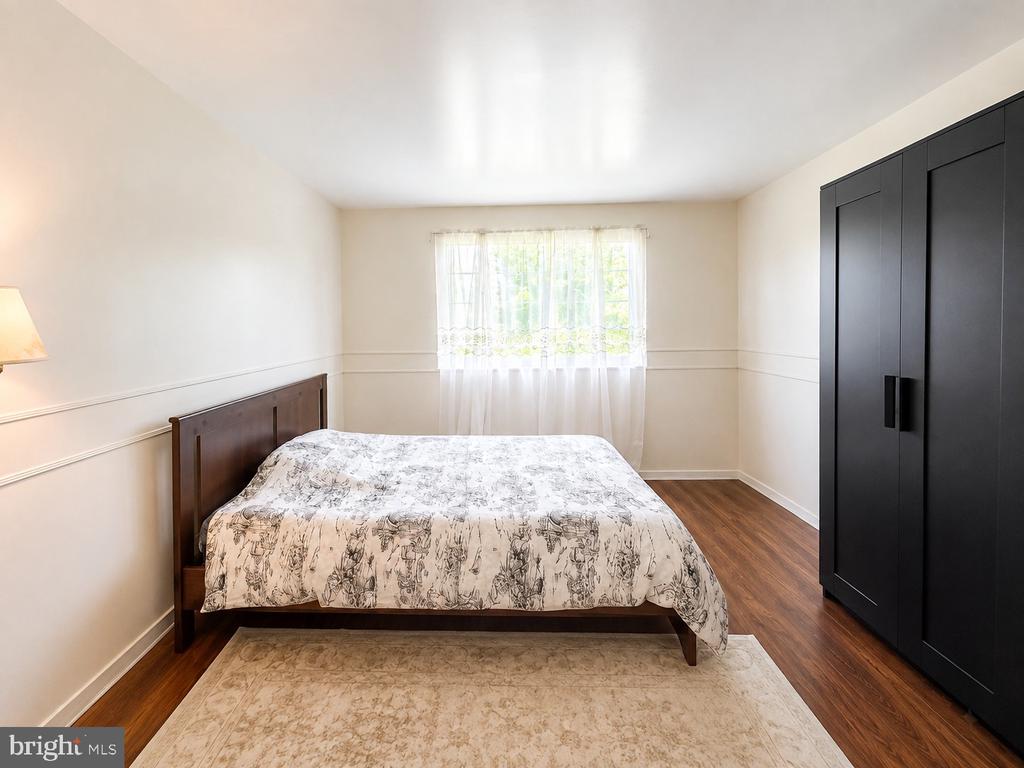 4549 AMBERMILL ROAD
