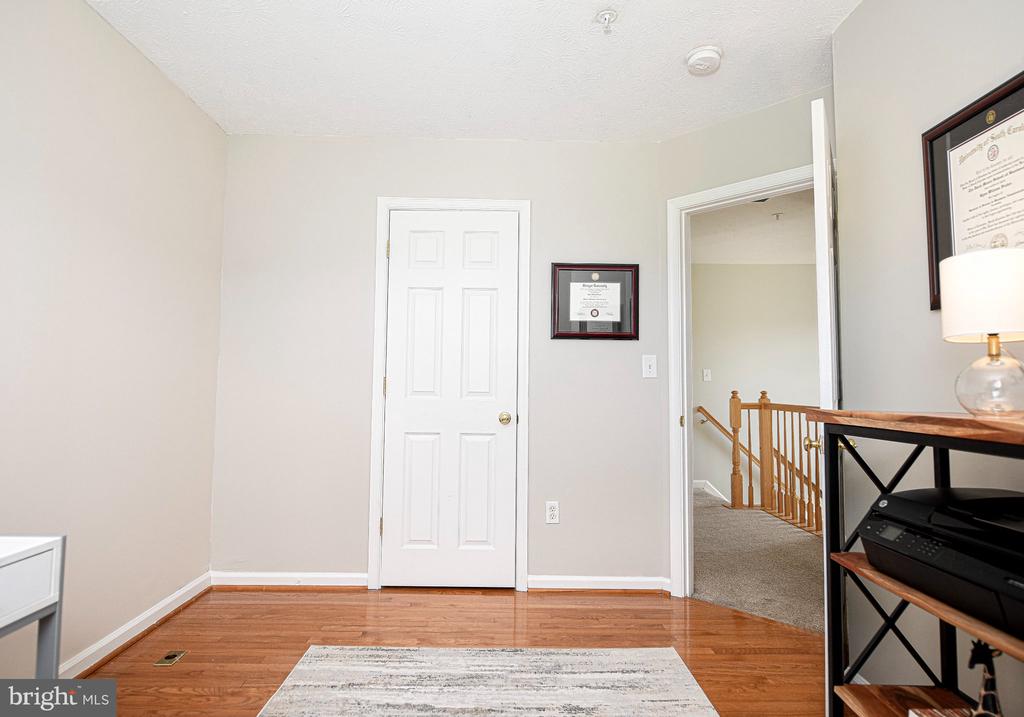 24 HALLSDALE