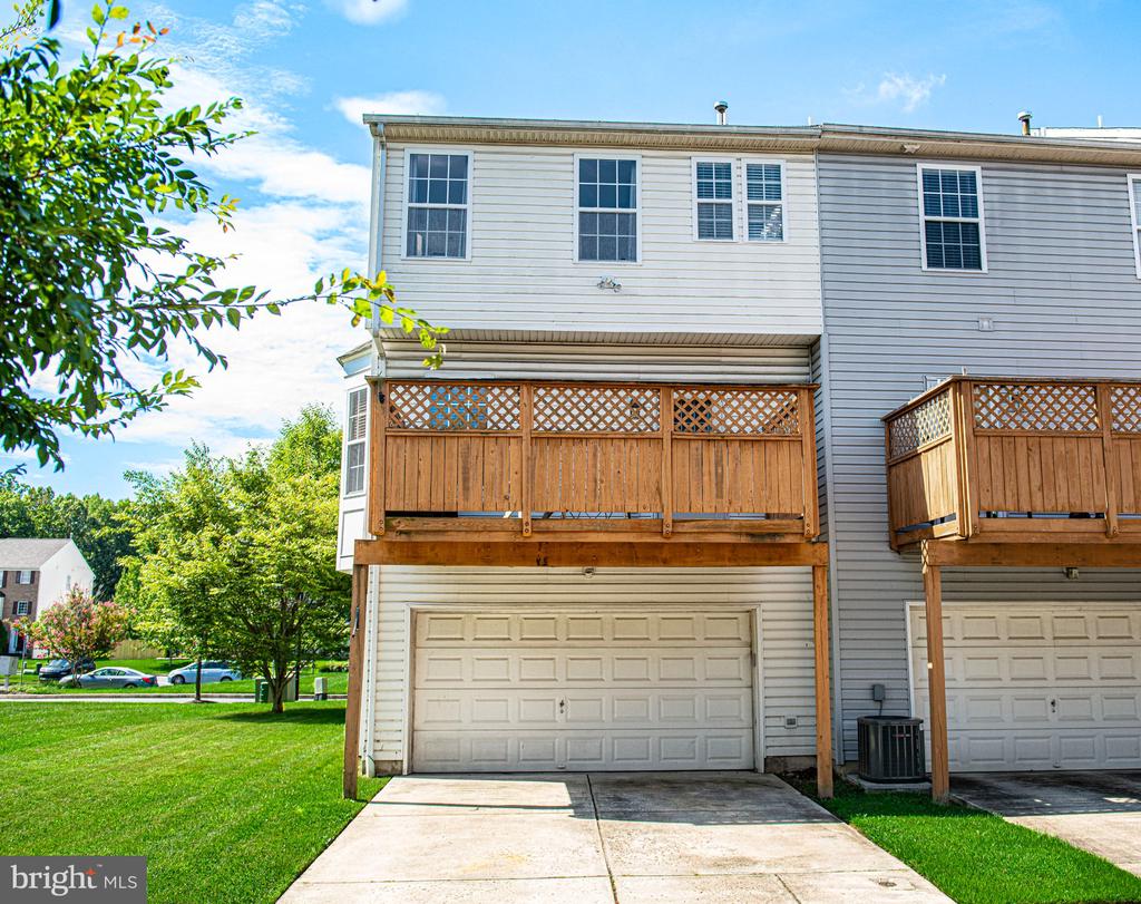 24 HALLSDALE