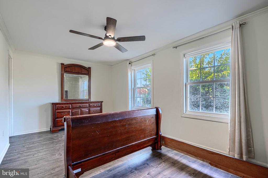 12 BANTRY COURT