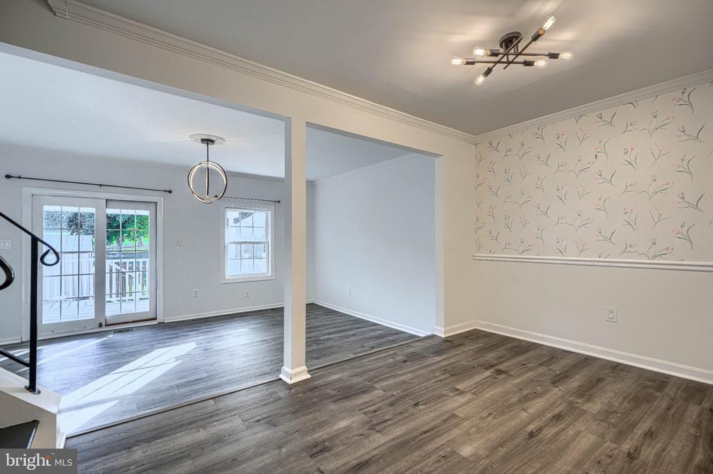 12 BANTRY COURT
