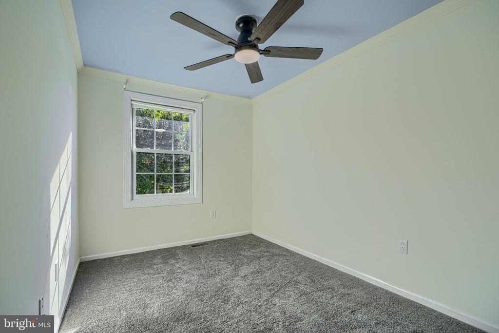 12 BANTRY COURT