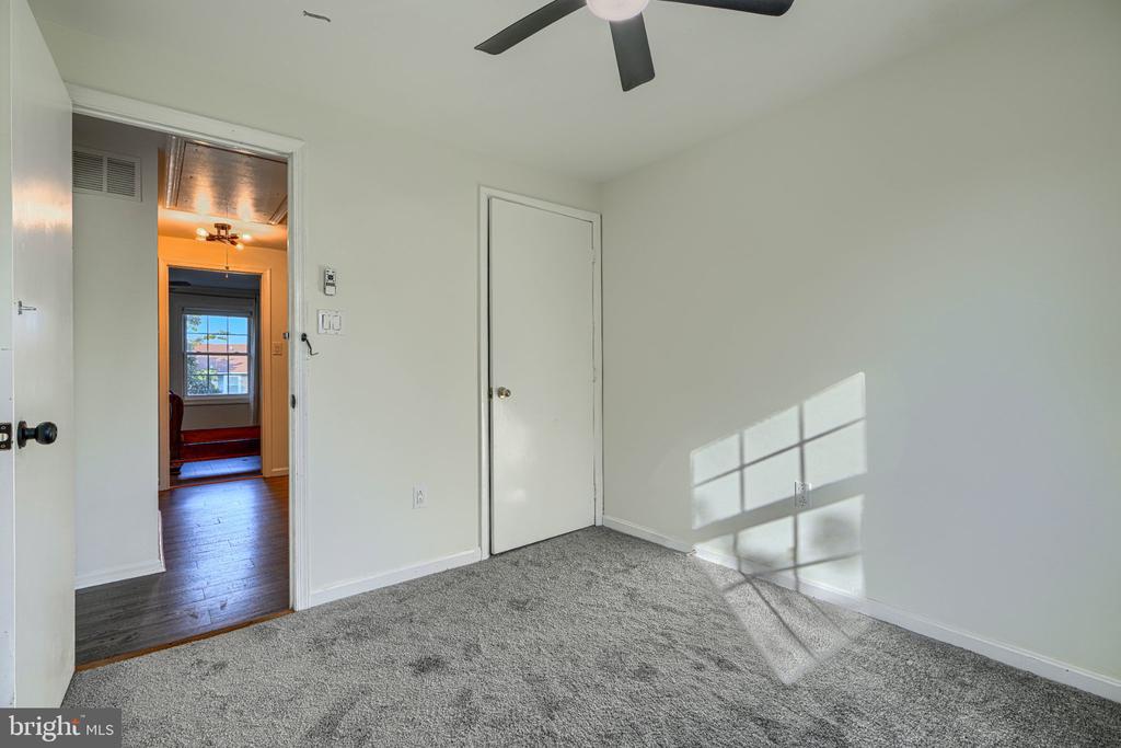 12 BANTRY COURT
