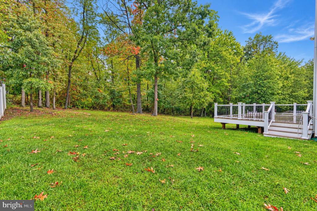10 CEDAR GROVE COURT