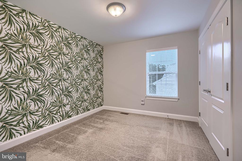 10 CEDAR GROVE COURT