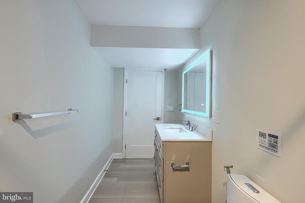 10 CEDAR GROVE COURT