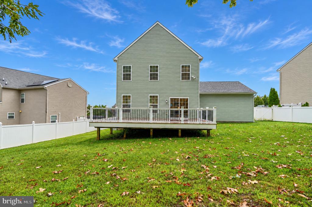 10 CEDAR GROVE COURT